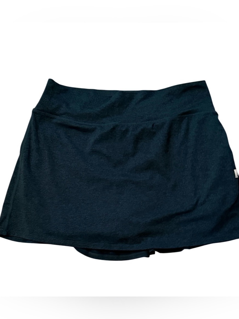 Vuori Halo Performance Dark Green  Built in Shorts Tennis , Pickle Ball Size M